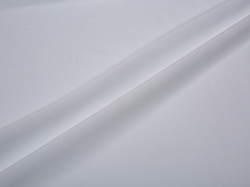 Polyester strekkfôrstoff