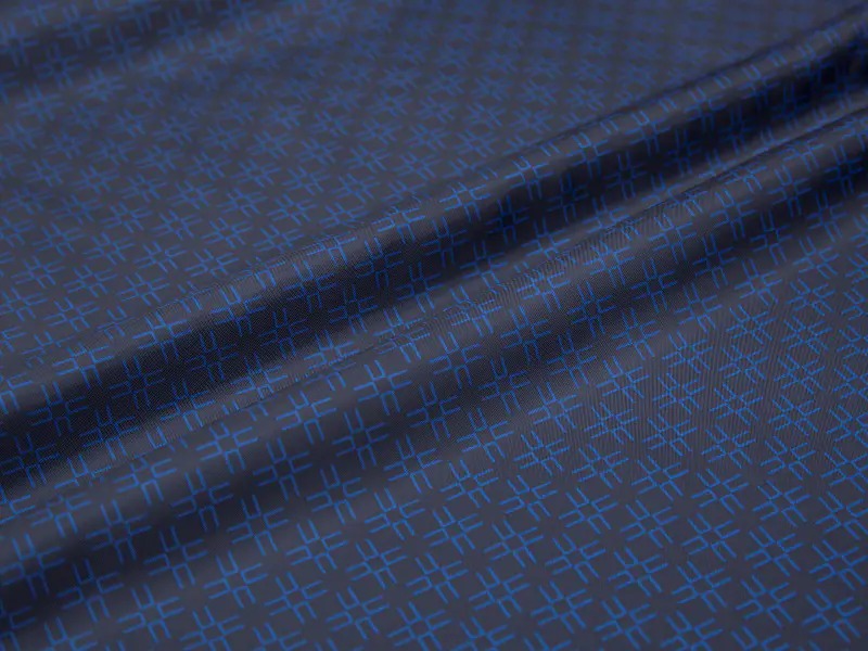 Hvorfor kan lærfôrstoffer opprettholde glansen og tekstur i lang tid?