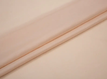 Kan polyester -viskosefôrstoff opprettholde stabiliteten til klær i varme og fuktige miljøer?