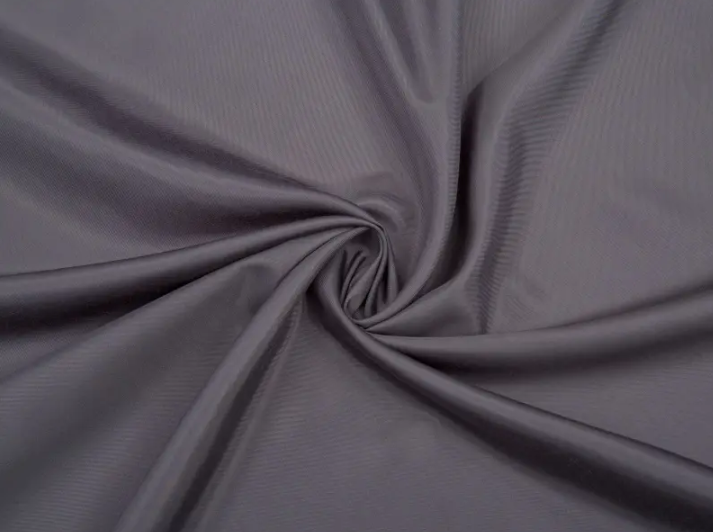 Den ultimate guiden for å velge de beste klesforingsstoffene for hvert plagg